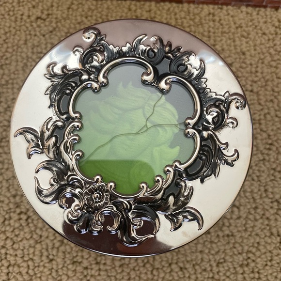 NEW BATH & BODY WORKS Candy Apple Cauldron Speciality Lid 3 Wick Candle - Picture 4 of 4